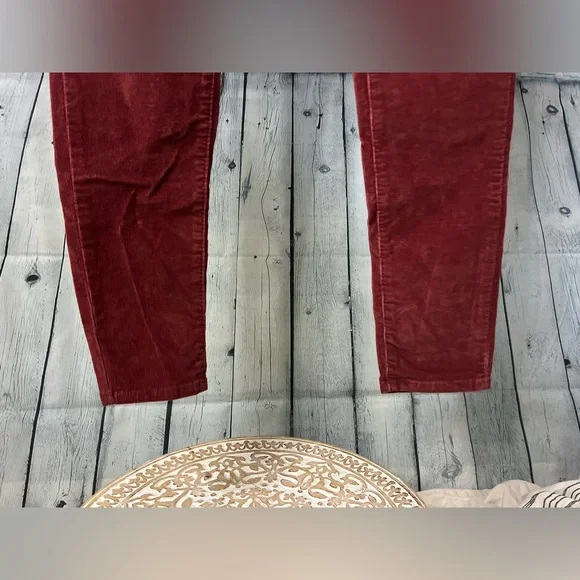 Levis 710 Super Skinny Corduroy Jeans | Rust Red | Sz Womens 28 - Picture 2 of 16